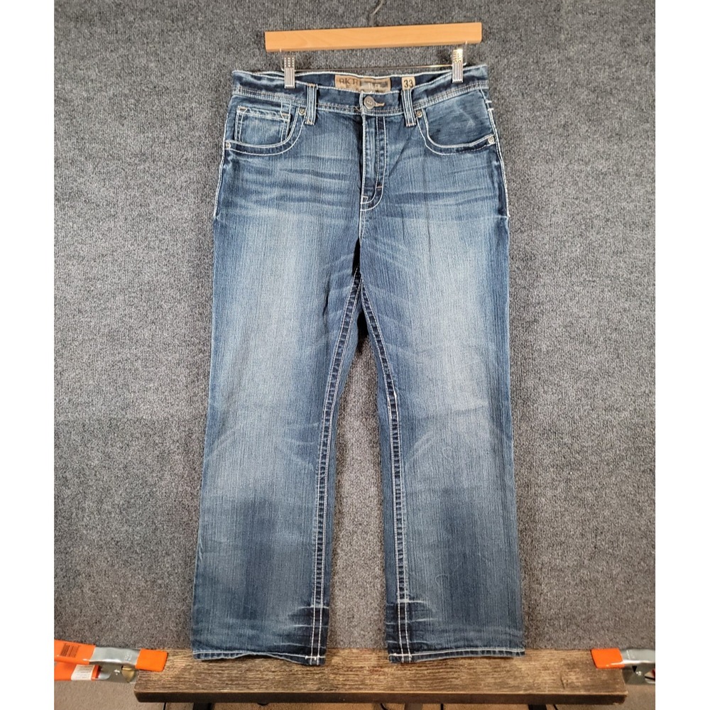 BKE Jeans Tyler Relaxed Straight Size 33x31 Mens Medium Wash Thick Stitch Cotton